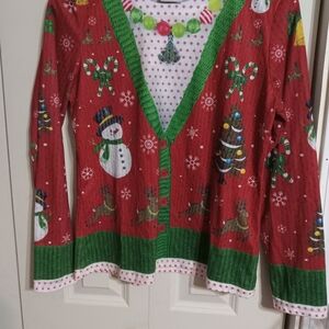 Source Unknown Festive Red and Green Long Sleeve Top